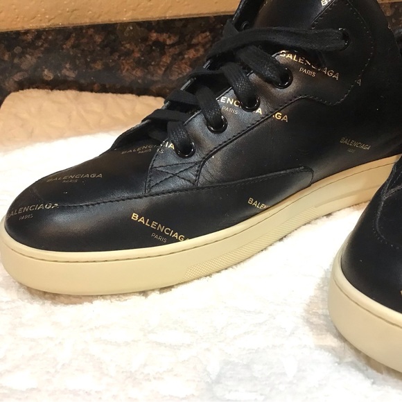 Balenciaga Shoes - Picture 3 of 15